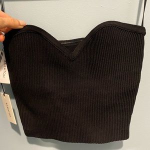 Aritzia Babaton
Sculpt Knit Sweetheart Tube Top